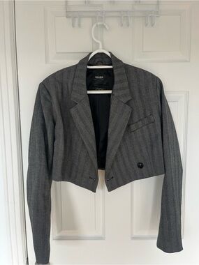 Pull&Bear Cropped Gray Pinstripe Blazer Jacket